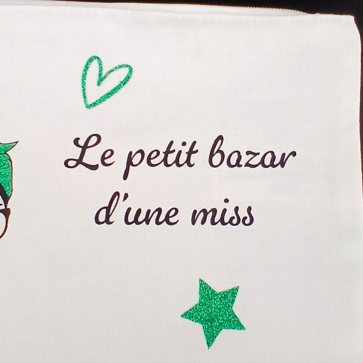 Trousse "Le petit bazar d'une miss" vert