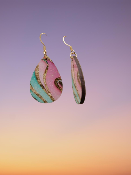 20250108_165532_1_-removebg-preview Boucle d'oreilles larmes strass